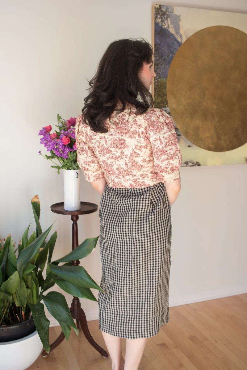 Birds of North America Stonechat Top - Brick Village Toile (Online Exclusive) - Image 5