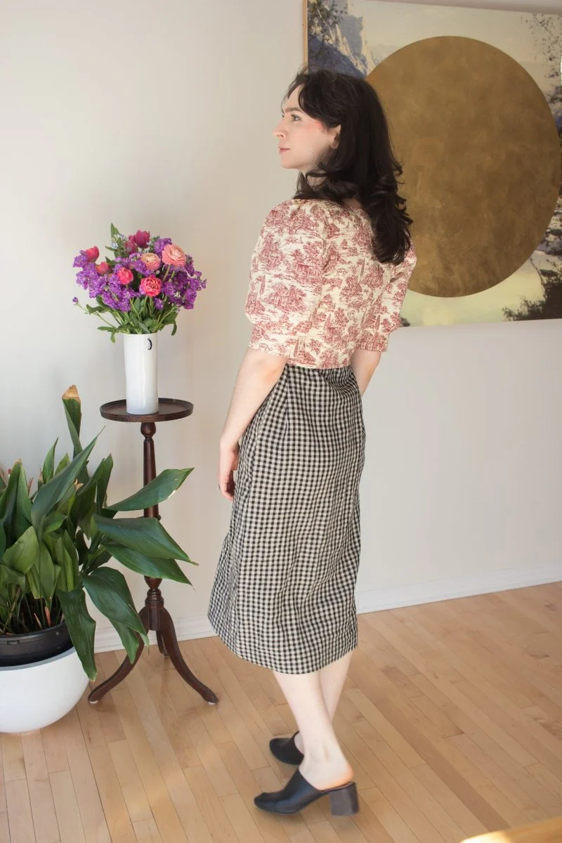 Birds of North America Stonechat Top - Brick Village Toile (Online Exclusive) - Image 6
