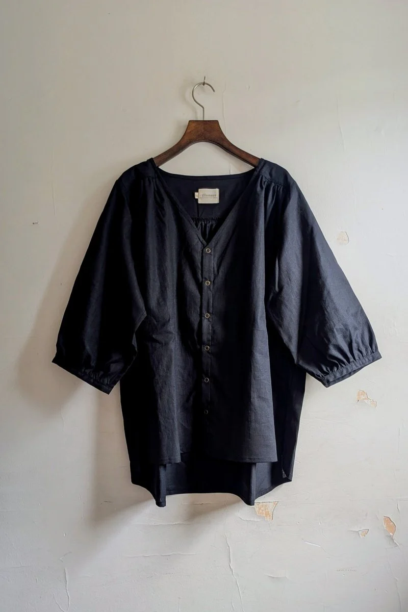 Connally Goods Margot V Neck Shirt (Black) - Image 8