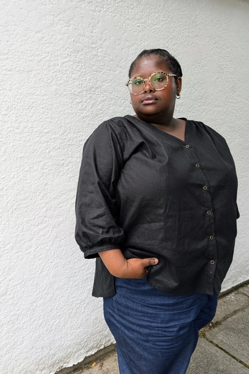 Connally Goods Margot V Neck Shirt (Black) - Image 9