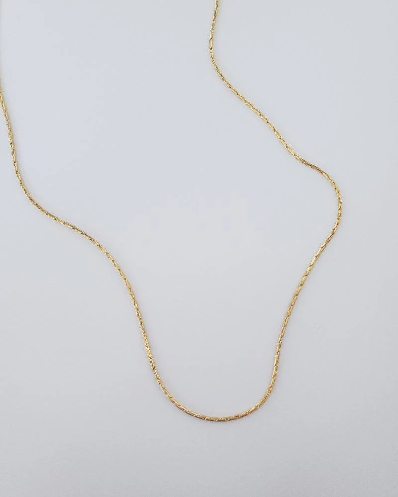 CoutuKitsch Liv Chain Necklace (Gold or Silver) - Image 3