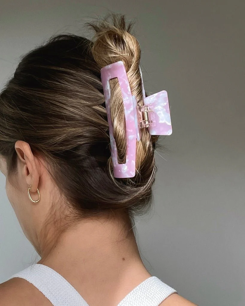 CoutuKitsch Reese Hair Clip - Image 2