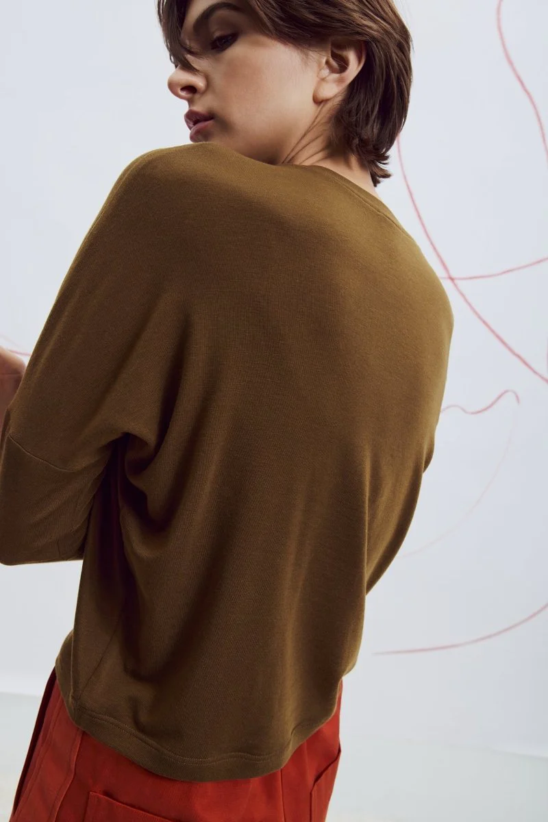 Eve Gravel Kapes Top - Various Colours (Online Exclusive) - Image 10
