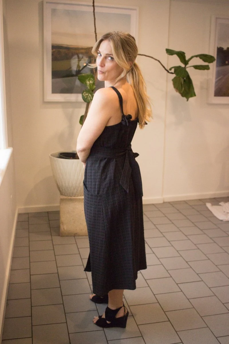 Eve Gravel Miranda Dress - Black or White (Online Exclusive) - Image 2