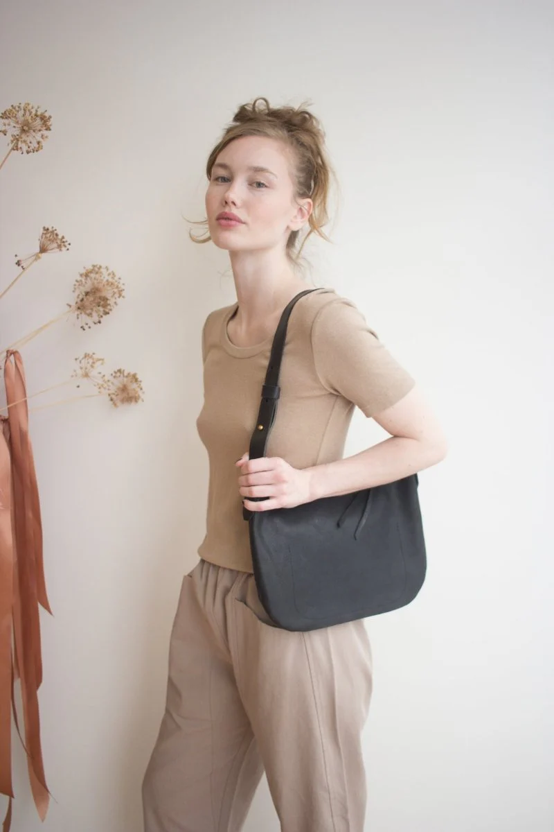 Market Canvas Kusama Shoulder Bag (Noir)