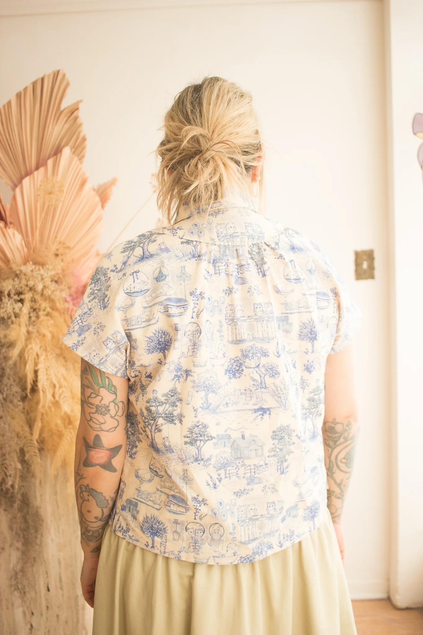 Naked & Famous Billie Linen Shirt (Blue Cats) - Image 3