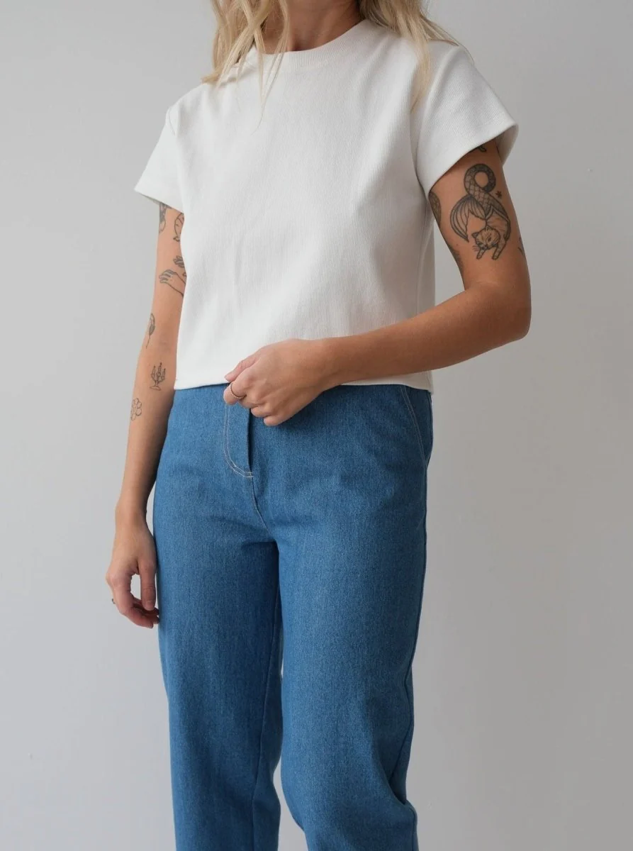 Odeyalo Brook T-Shirt (White) - Image 11