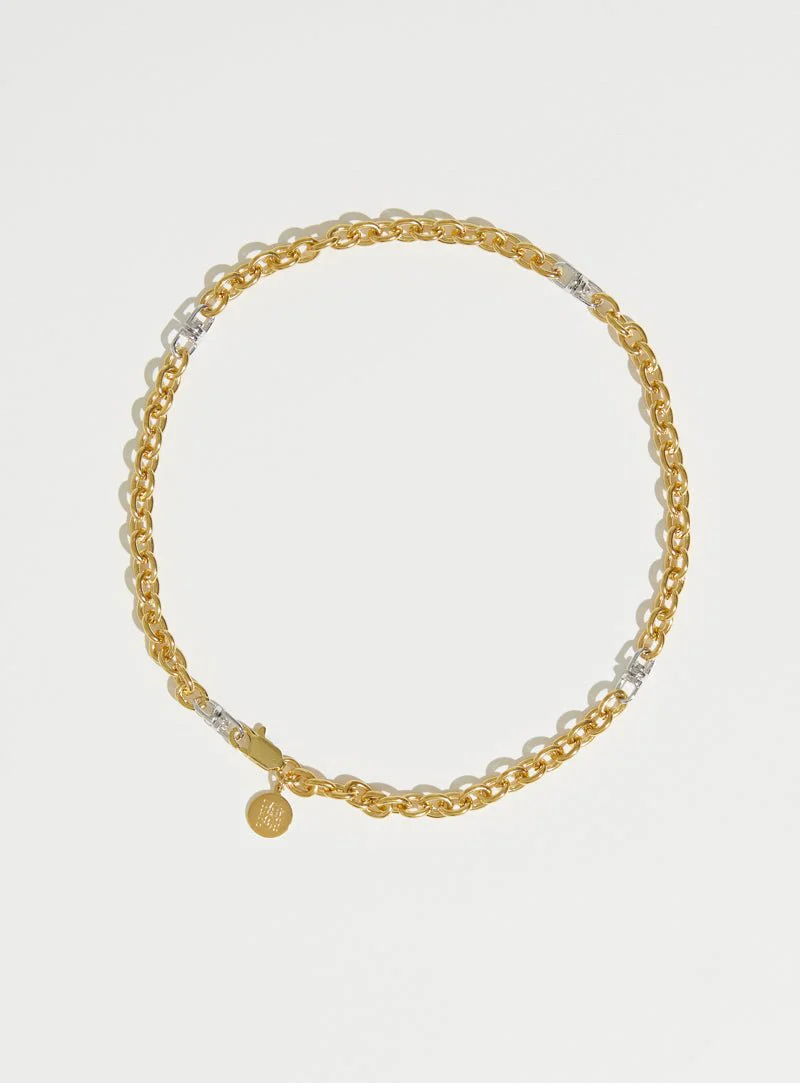 Par Ici 2-Tone Swivel Chain (In-Store)