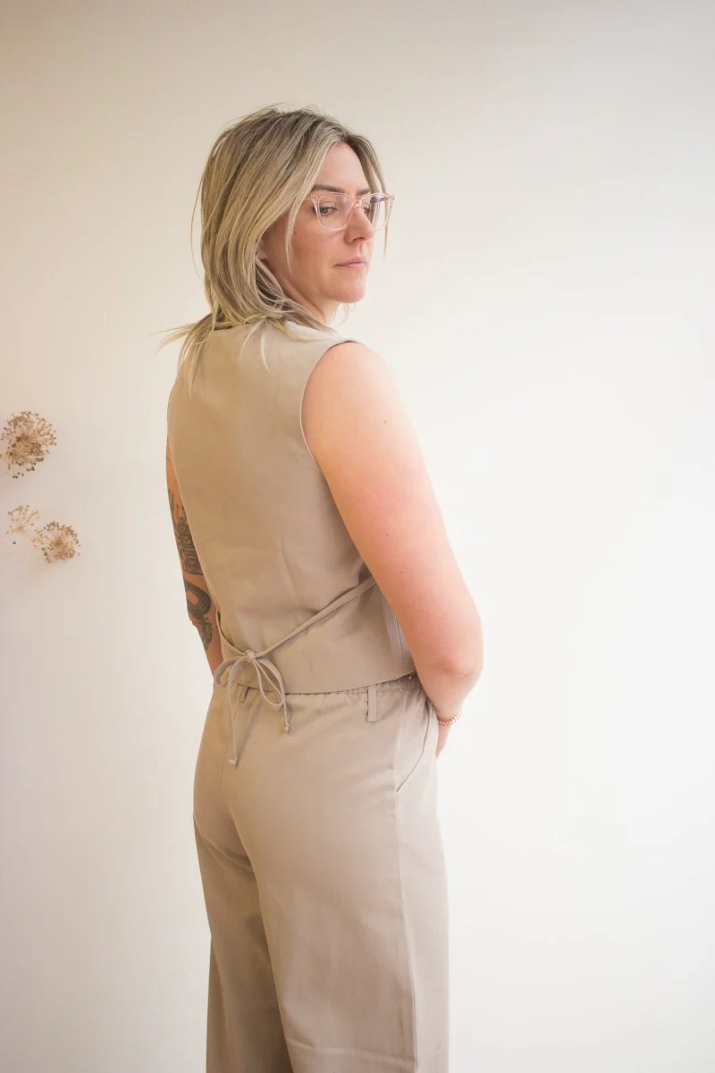 Valerie C. Sleeveless Jacket (Beige) - Image 2