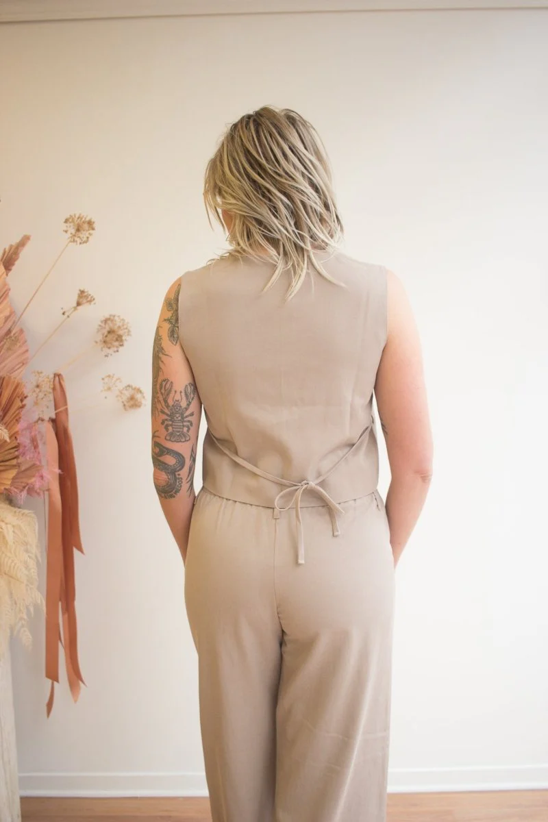 Valerie C. Sleeveless Jacket (Beige) - Image 3