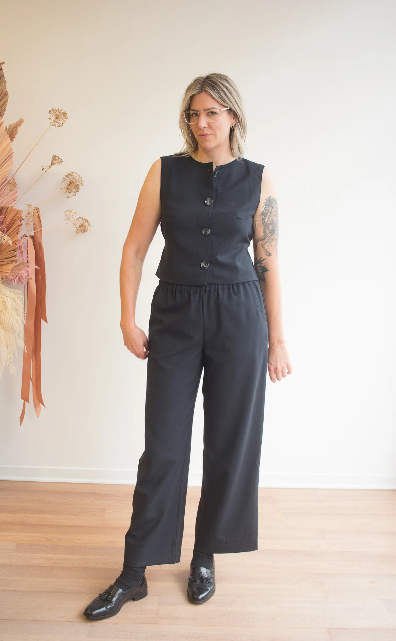 Valerie C. Sleeveless Jacket (Dark Navy) - Image 4