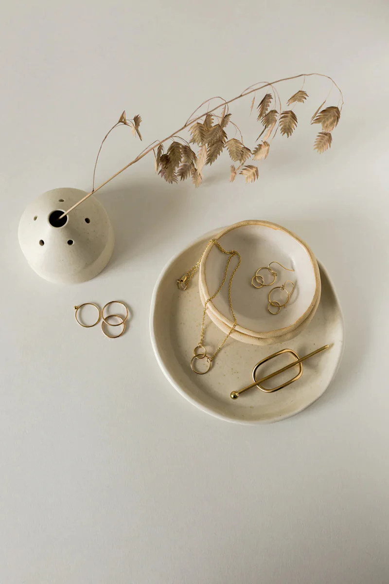 Vanderzee Mini Hairpin - Sphere Bauble (Smooth Brass) - Image 5