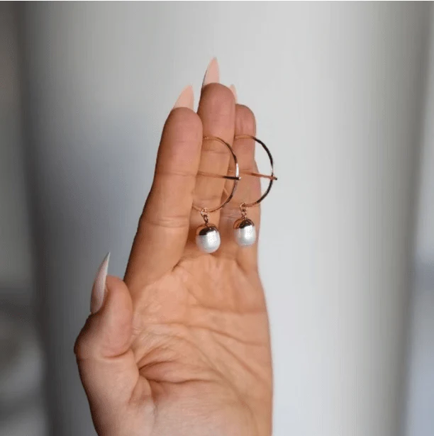 WILYMI Clarity Retro Hoop Earrings - Image 2
